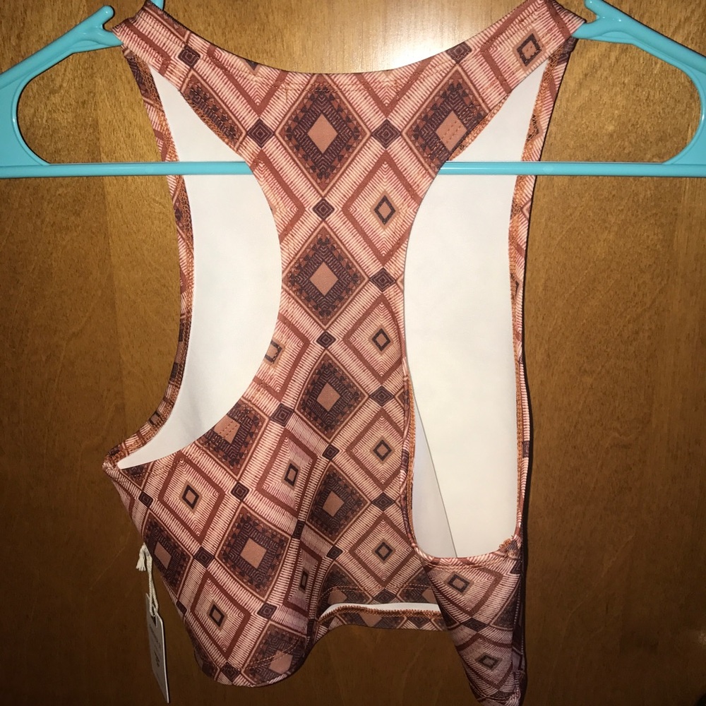 Geometric crop top - Picture 4 of 4